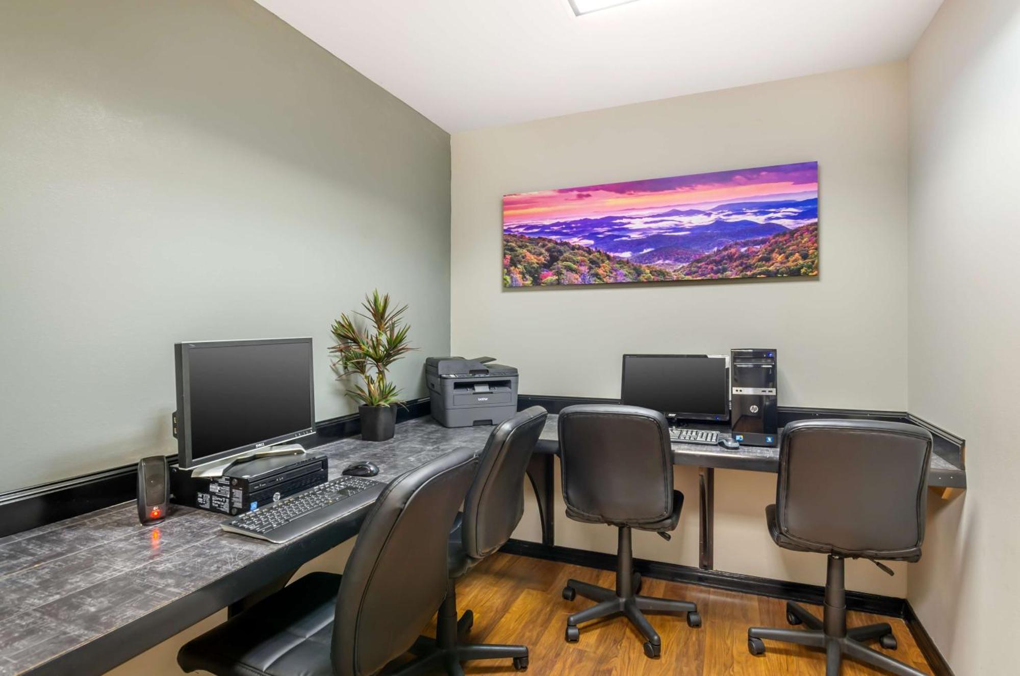Best Western Plus Waynesboro Bagian luar foto