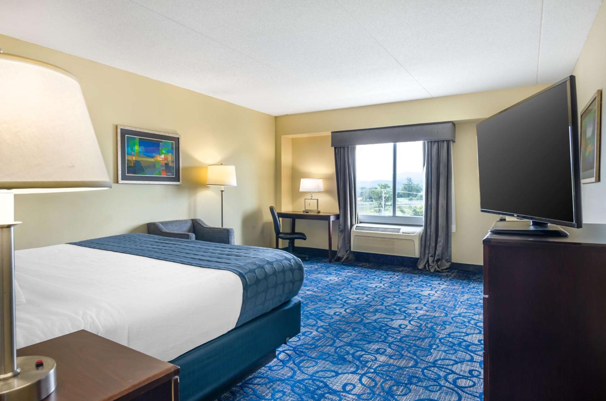 Best Western Plus Waynesboro Bagian luar foto