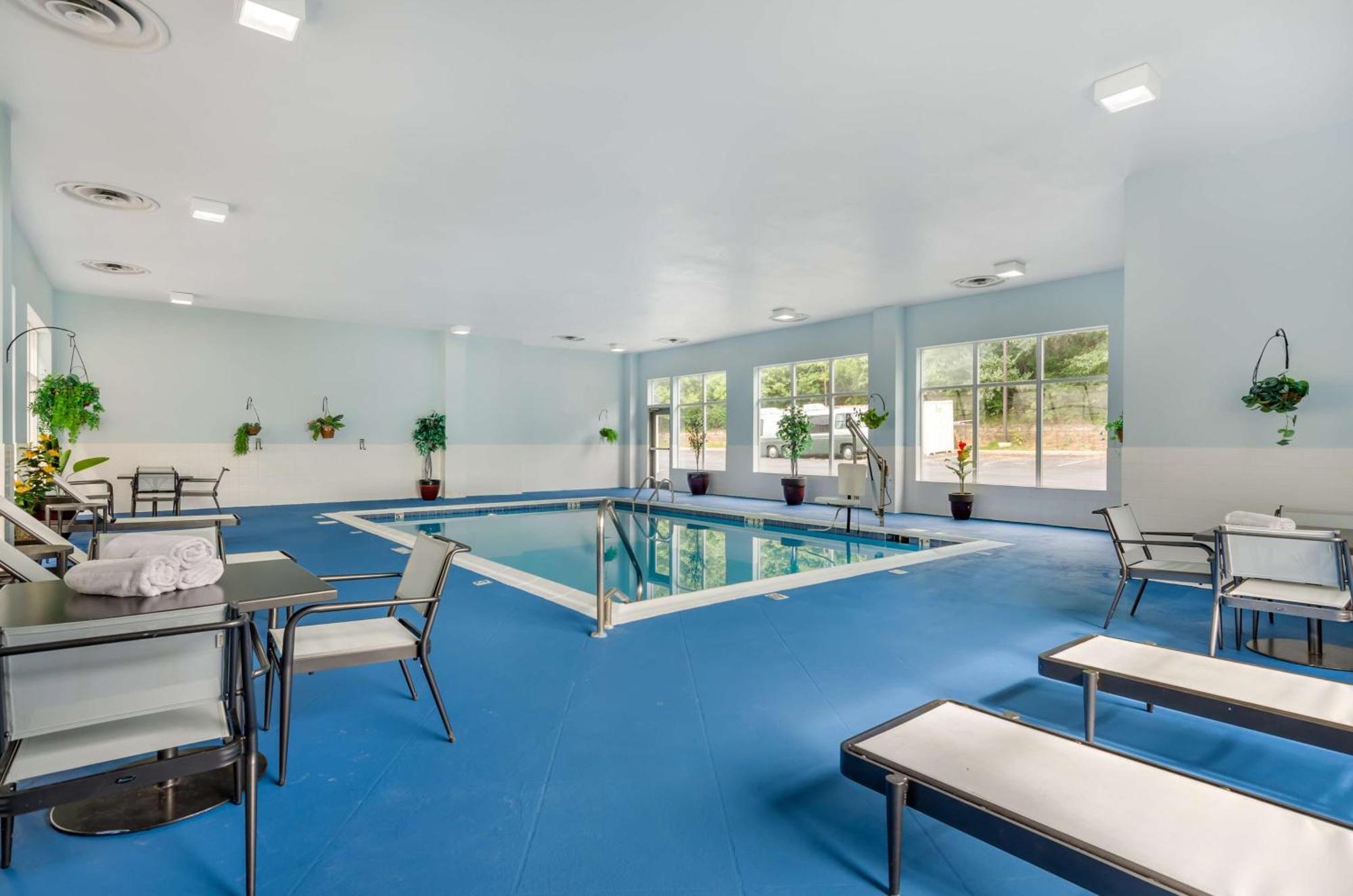 Best Western Plus Waynesboro Bagian luar foto
