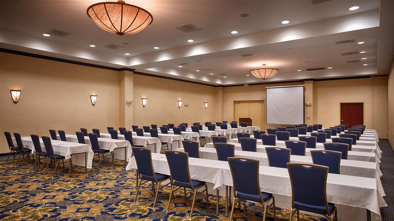 Best Western Plus Waynesboro Bagian luar foto